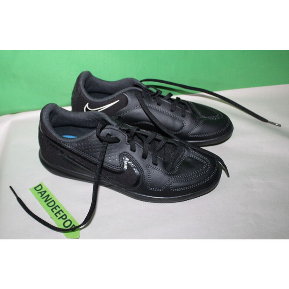 Nike Black Tiempo Legend Indoor Cleat Shoes US5 DA1189-001 Soccer Sport - Picture 2 of 6